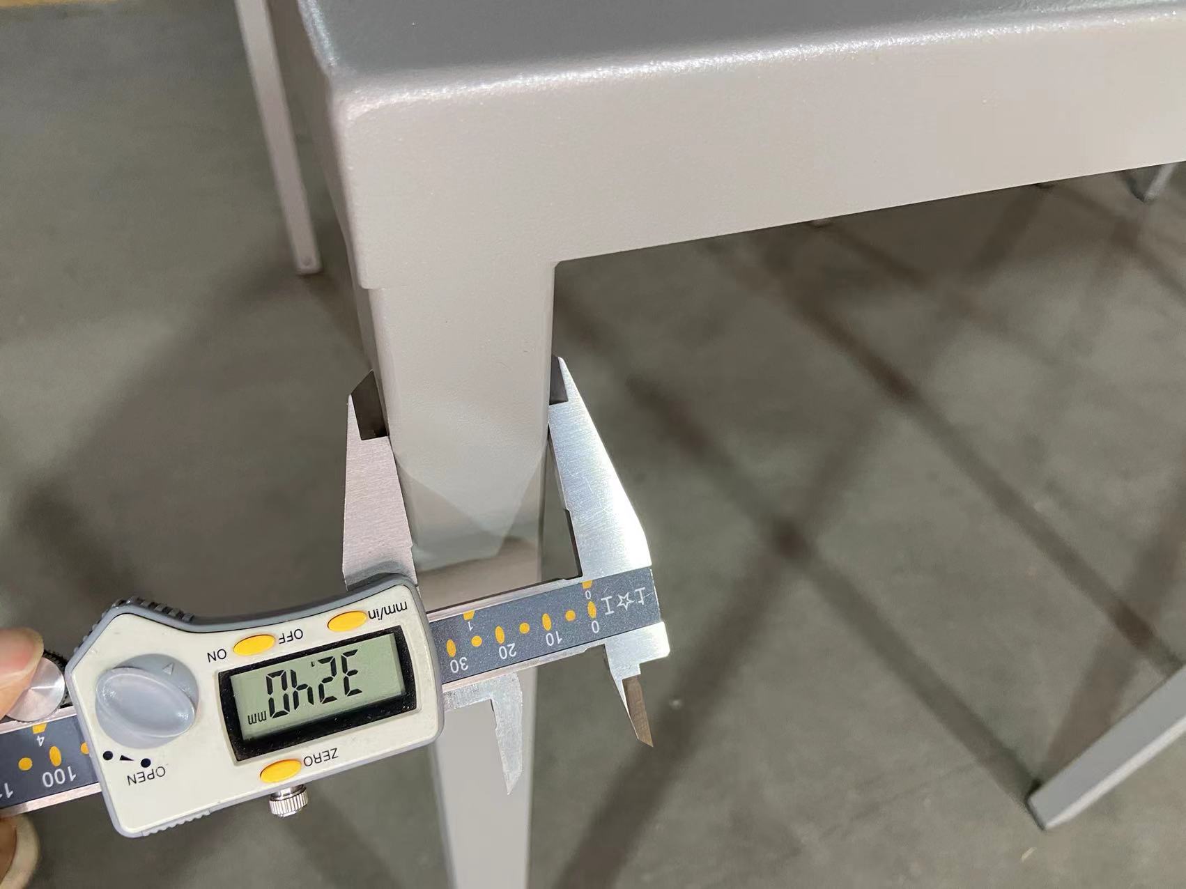 Dimension check for custom metal display table